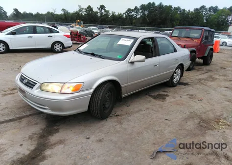 2001 Toyota Camry Le from USA, damaged, VIN 4T1BG22K71U074956